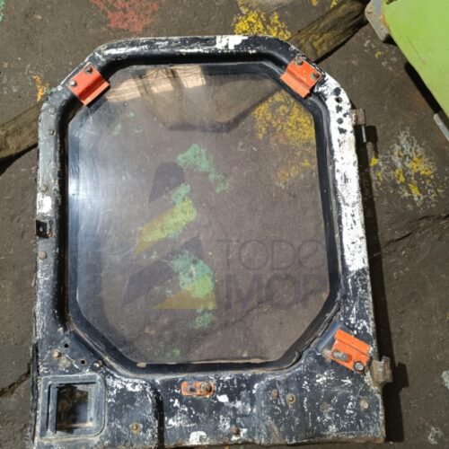 Puerta frontal para Minicargadora BOBCAT 763 